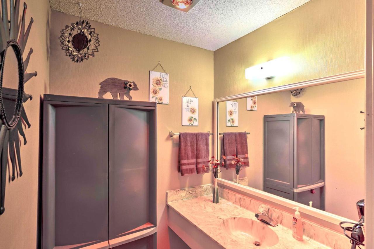 Studio With Resort Amenities 1 Mi To Lake Lure Luaran gambar