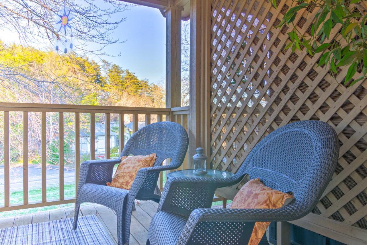 Studio With Resort Amenities 1 Mi To Lake Lure Luaran gambar